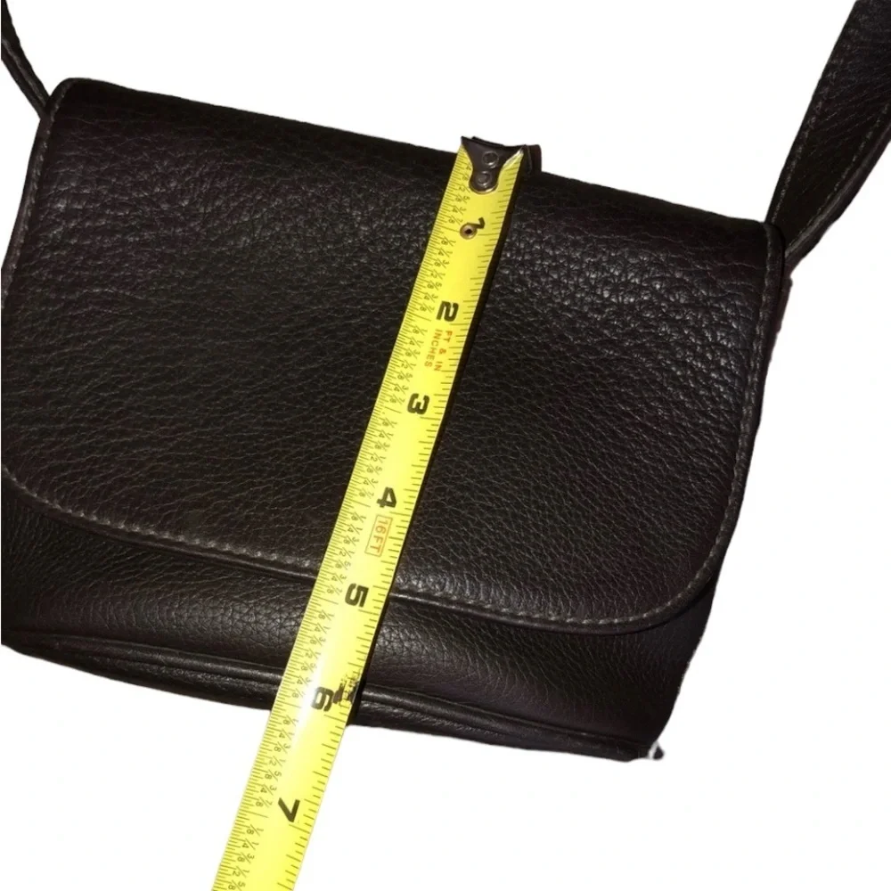 Coach brown leather crossbody authentic pebbled leather adjust cross body strap